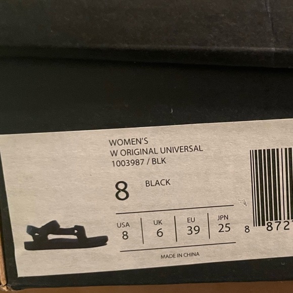 Teva Original Universal size 8 - Picture 3 of 3